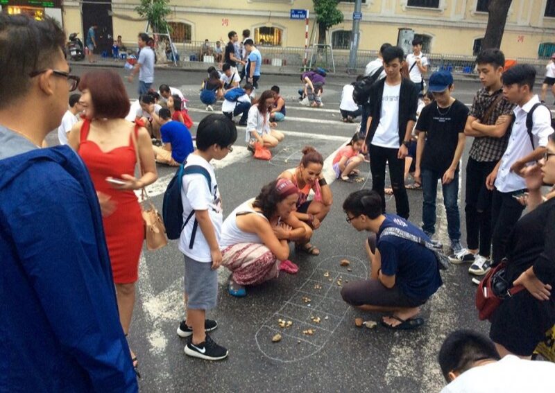 Hanoi Walking Street: O an quan