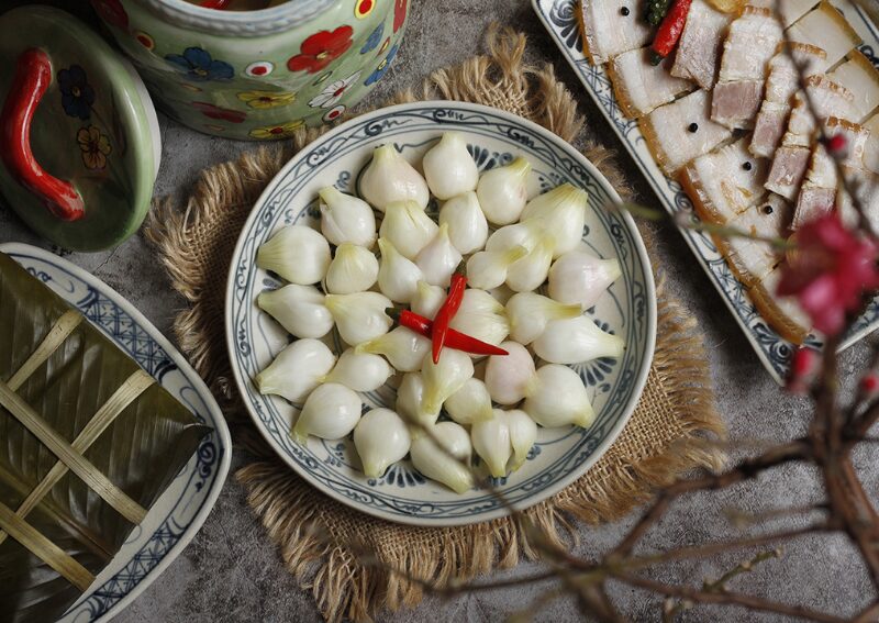 Vietnamese Tet Specialties: Pickled Onions