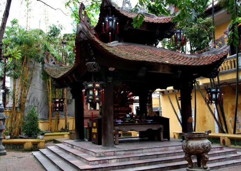Temples and Pagodas in Hanoi: Phuc Khanh Pagoda

