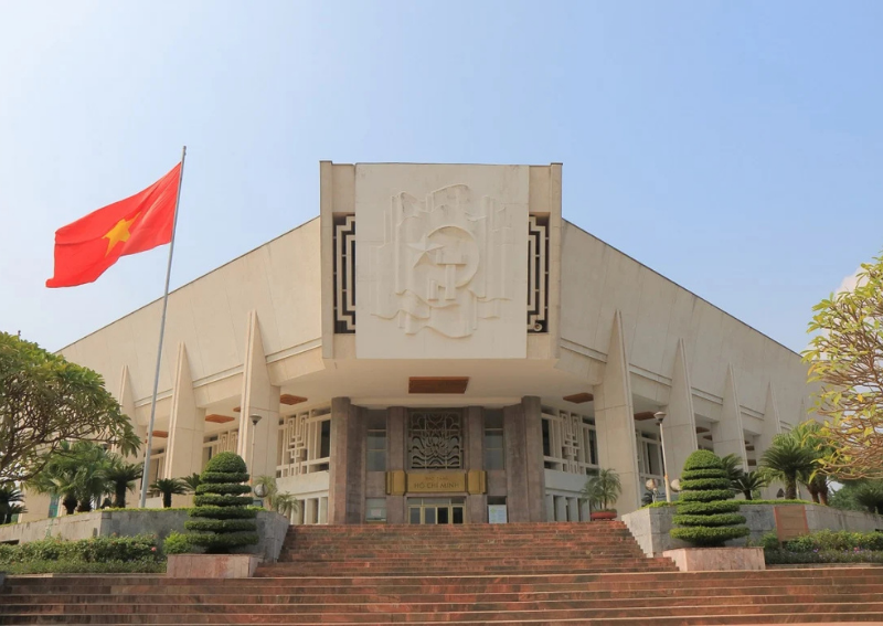 Hanoi Tourist Attractions: Ho Chi Minh Museum