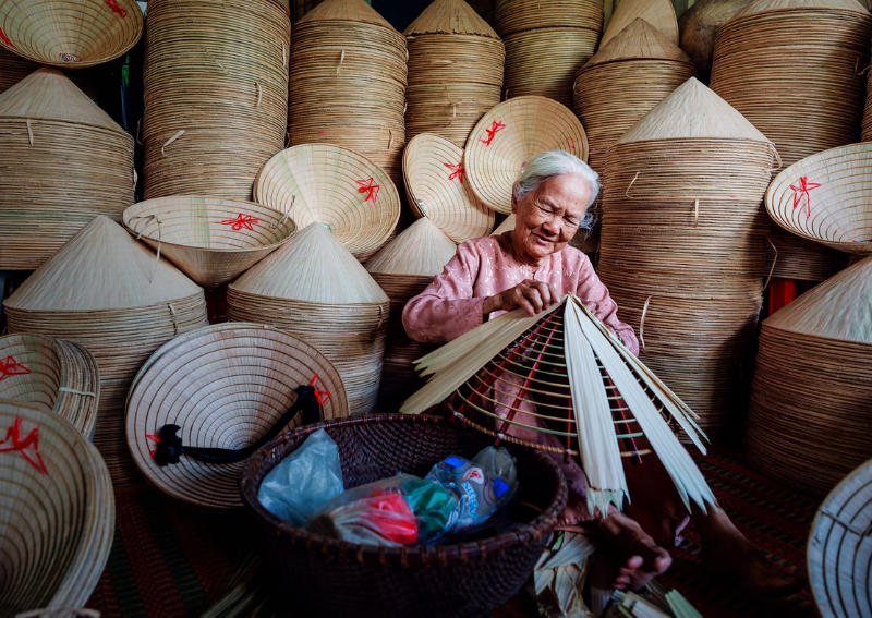 What to buy in Hanoi - Non La