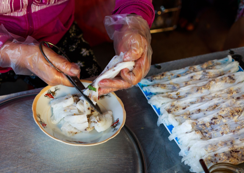 Bánh Cuốn Hanoi 2026: The Complete Guide to Hanoi Steamed Rice Rolls