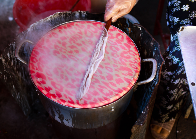 How Bánh Cuốn Hanoi Is Made - Steaming
