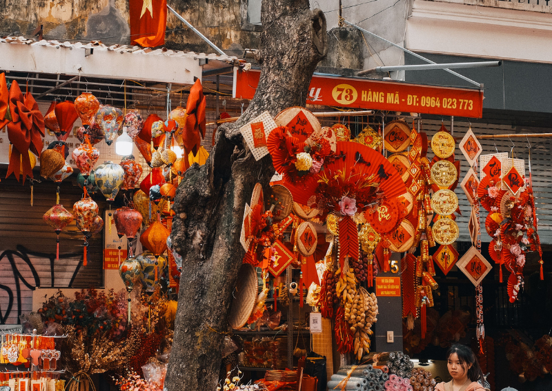 Where is Hang Ma Street Hanoi?