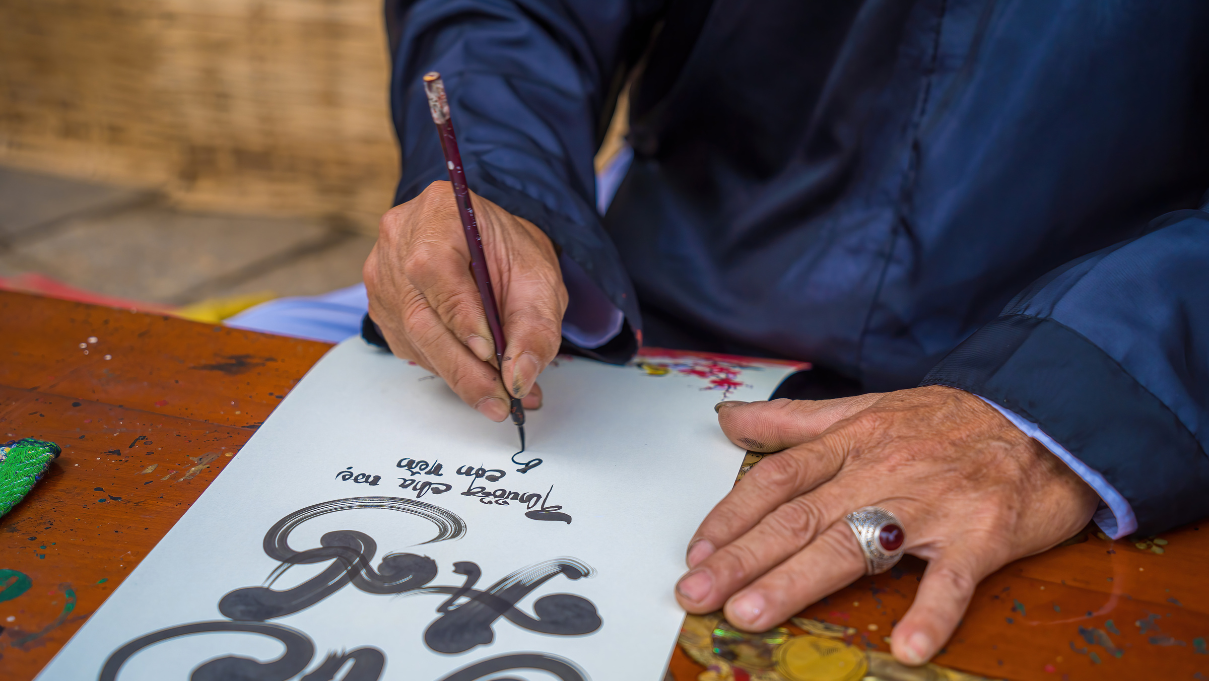 Vietnam Lunar New Year: All you need to know about Tet in Hanoi - Calligraphy