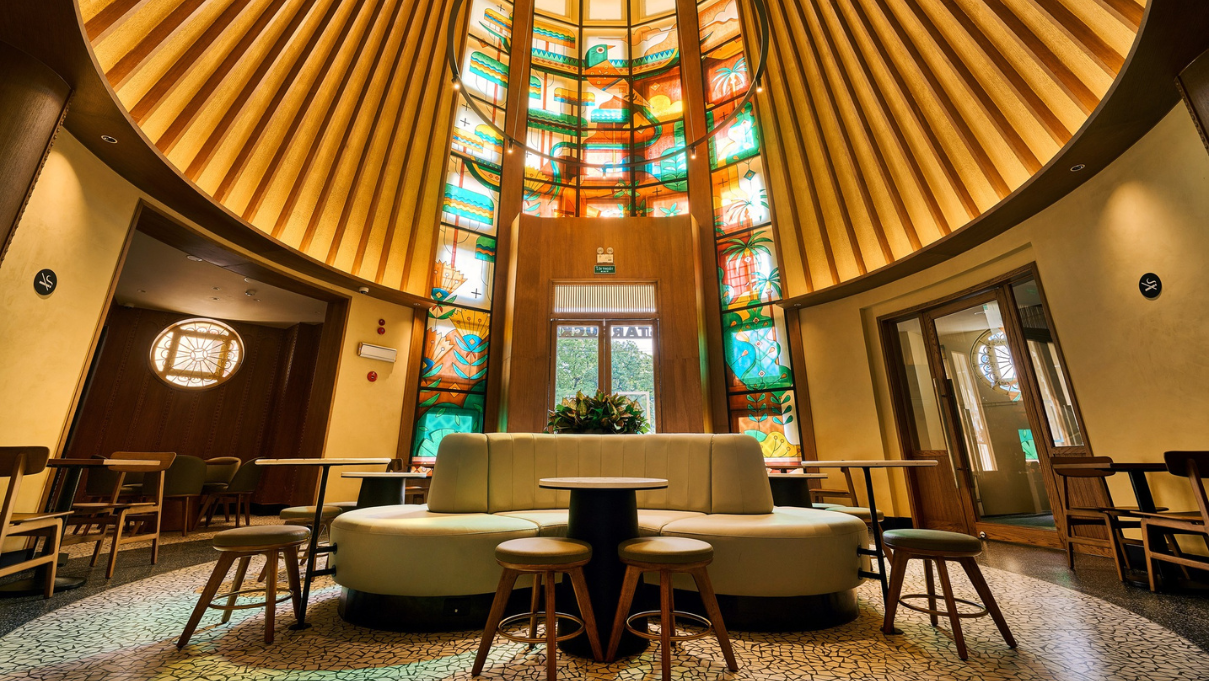 Hanoi Coffee Shop Starbucks Post Office