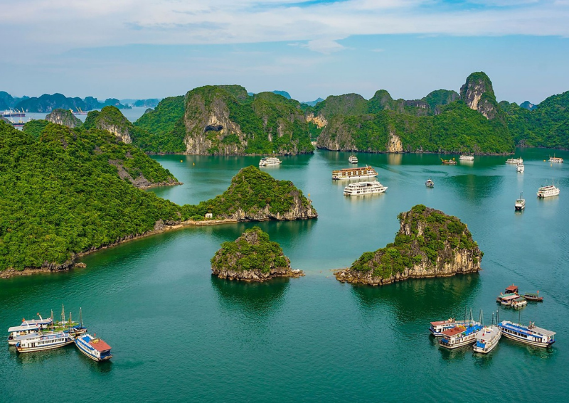 Summer in Hanoi: Ha Long Bay