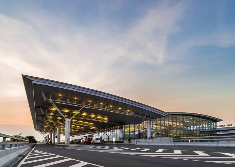 How to get from Hanoi Airport to Hanoi City Center