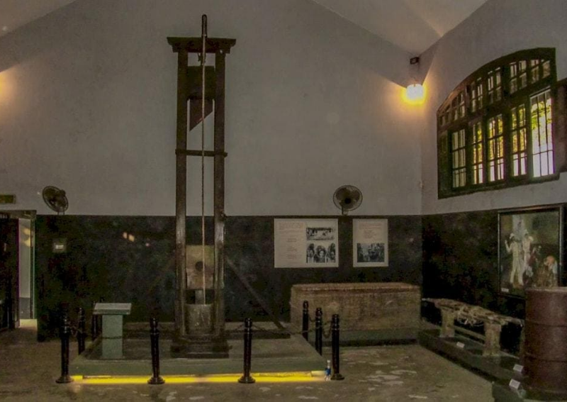 Hoa Lo Prison - The Guillotine Chamber