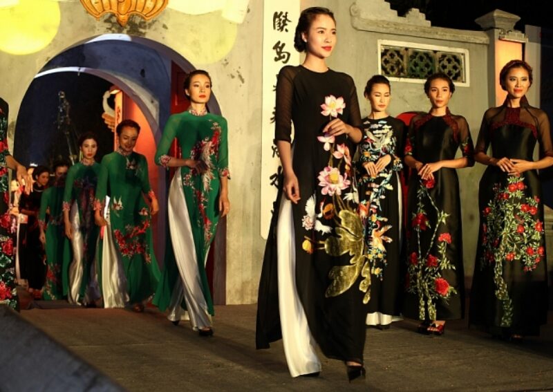 where to buy Ao Dai in Hanoi