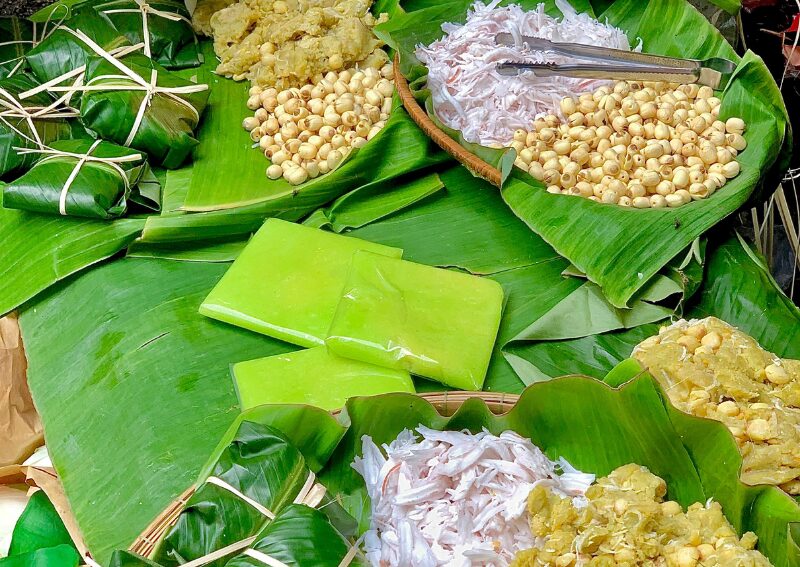 Bánh Cốm Hanoi: Hanoi's Iconic Green Rice Cake
