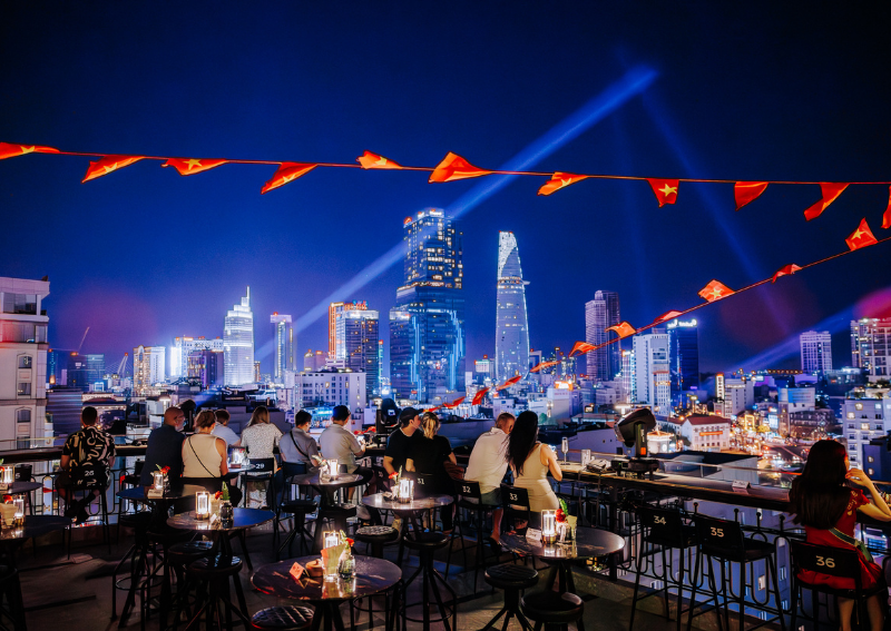best rooftop bars in Saigon: Twilight Sky Bar