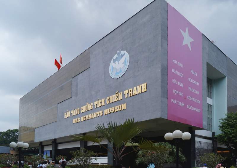 Vietnam war history museums - War Remnants Museum