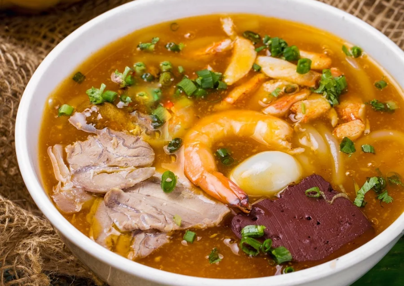 Saigon food guide - Banh Canh