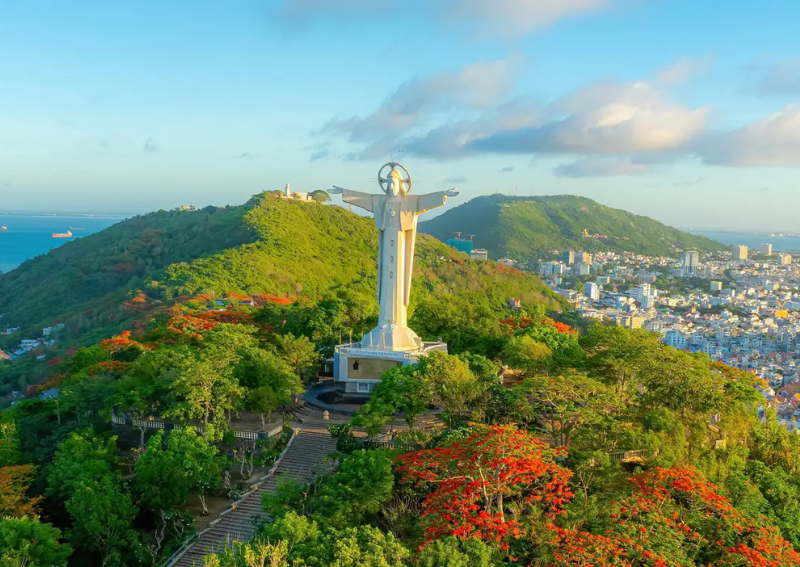What to See in Vung Tau: The Christ the King Statue