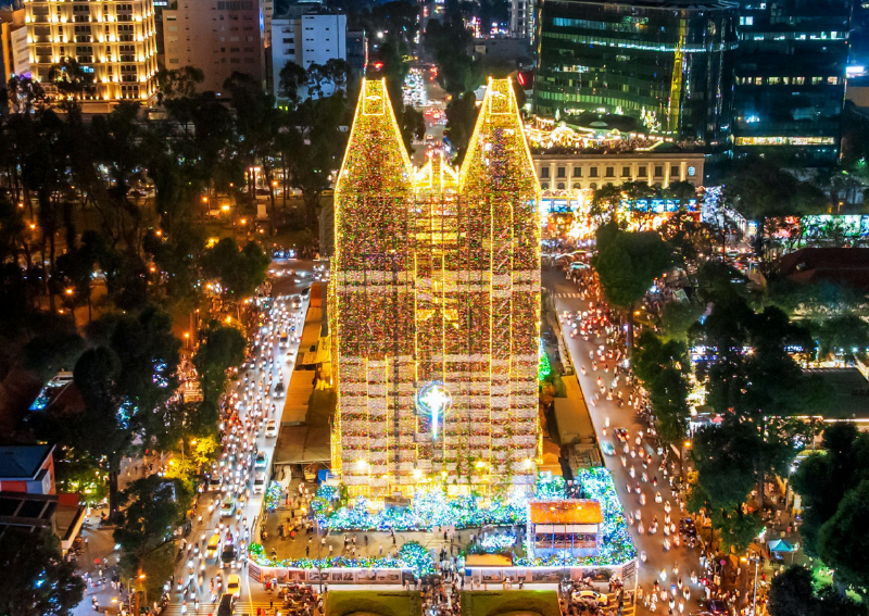 What to Do Near Notre Dame Cathedral Saigon