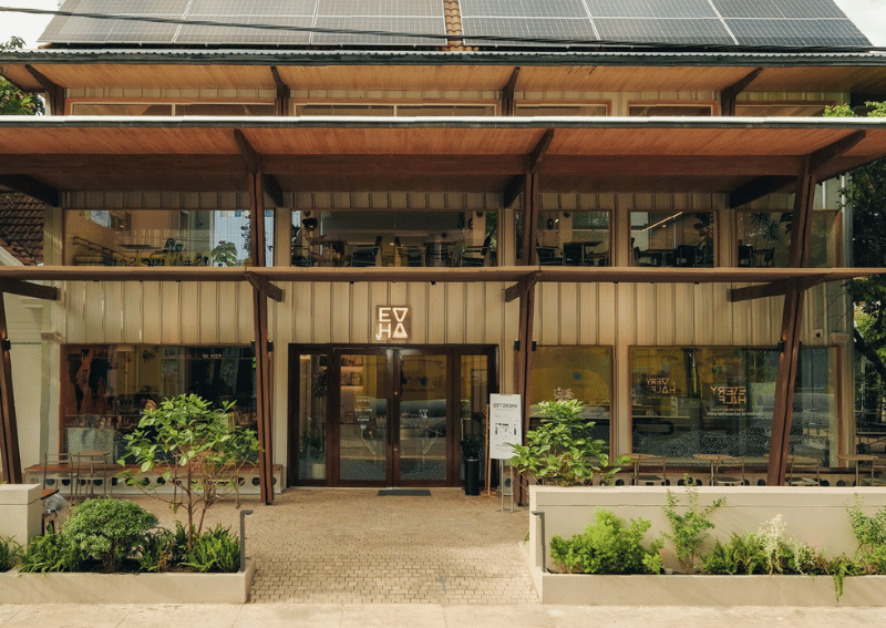 Best Coffee Shops in District 2 Saigon - Every Half Coffee