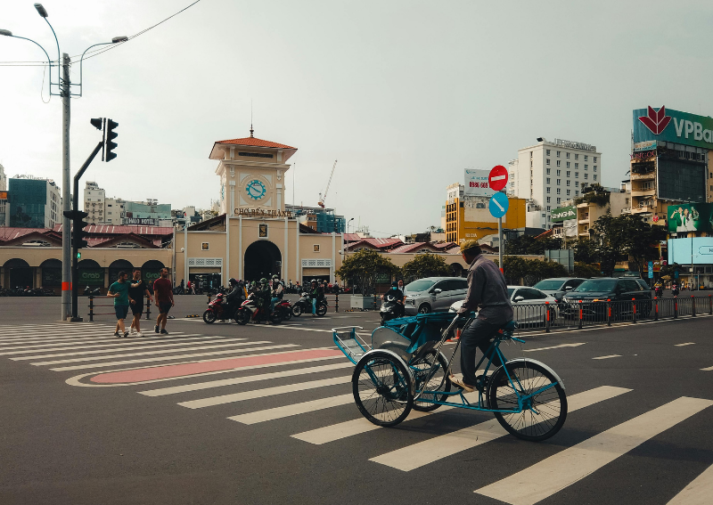 Ben Thanh Market Saigon 2026: Saigon's Ultimate Hub for Food, Shopping and Street Life
