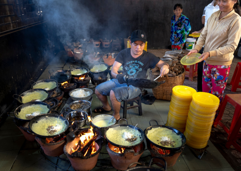 How Banh Xeo Is Made and What Makes the Southern Version Special