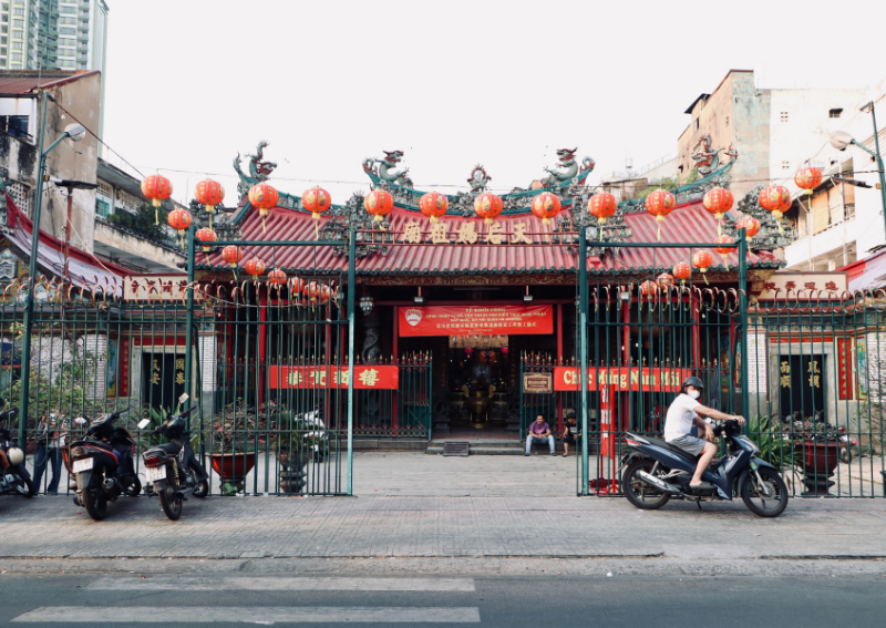 The Best Things to Do in District 5 - Visit Thien Hau Temple